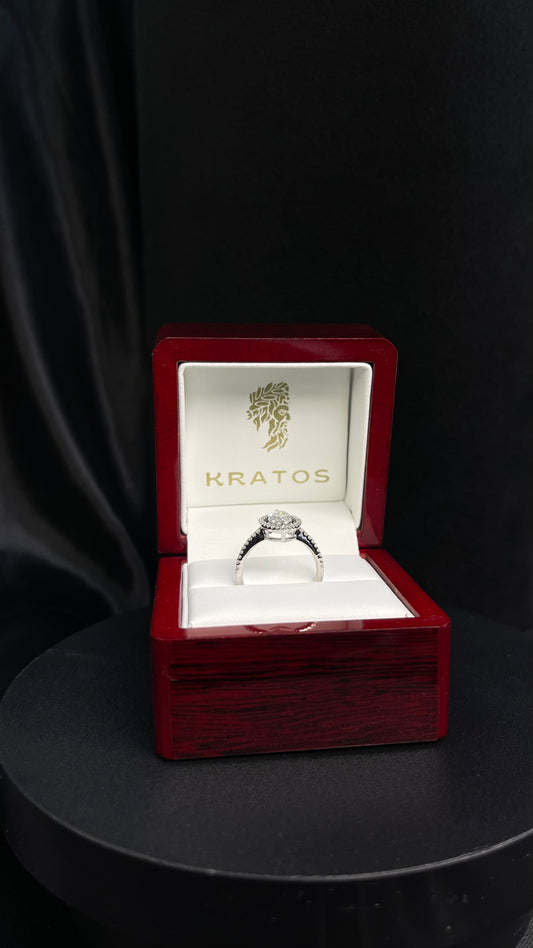 Anillo Marquise 1.03 cts con Halo 46RD .25 ct, 14k