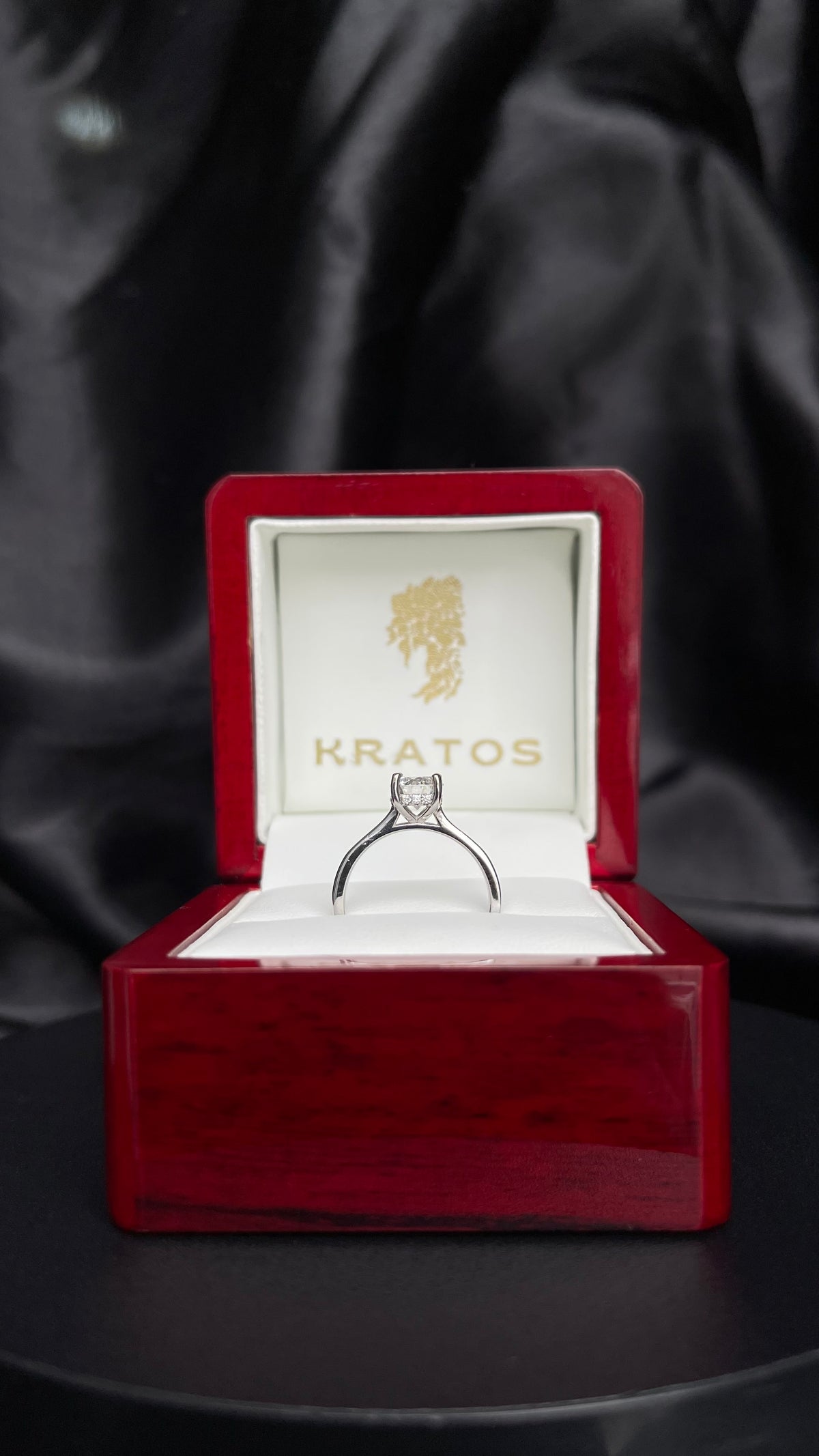 A. Compromiso Redondo 1.02ct, hidden halo 12rd .06ct, 14k, WG