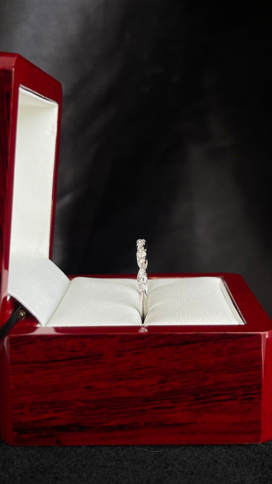 Churumbela .32ct Diamantes naturales, 14k