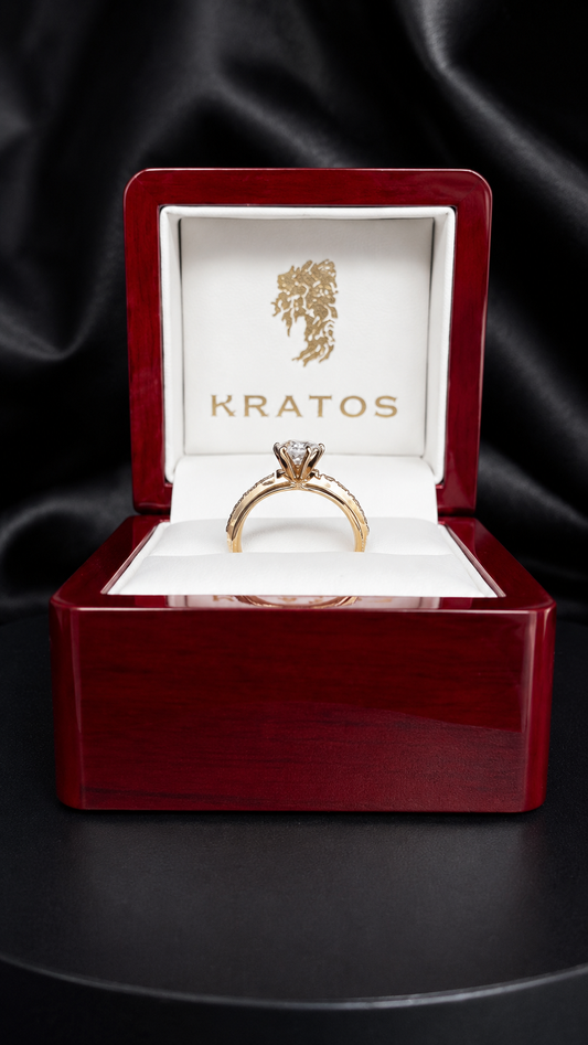 Anillo Compromiso con Zirconia Central y Laterales en Canal
