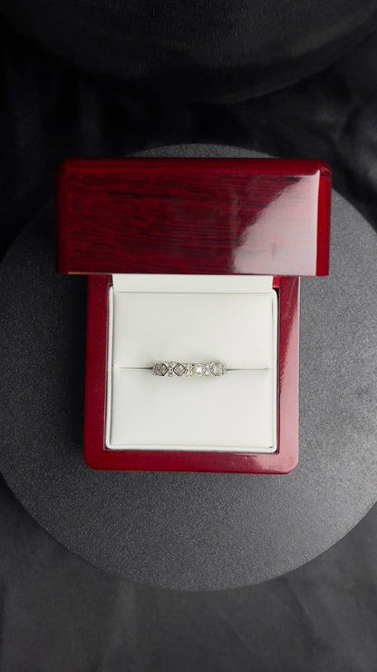 Churumbela .55 ct Diamantes naturales 14k
