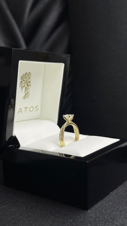 Anillo Compromiso Zirconias Trenzado
