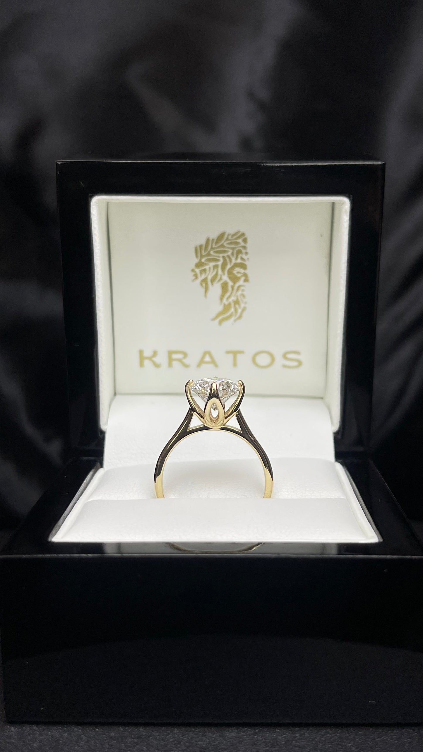 Anillo Compromiso Redondo 2.51ct tulip, 14k YG