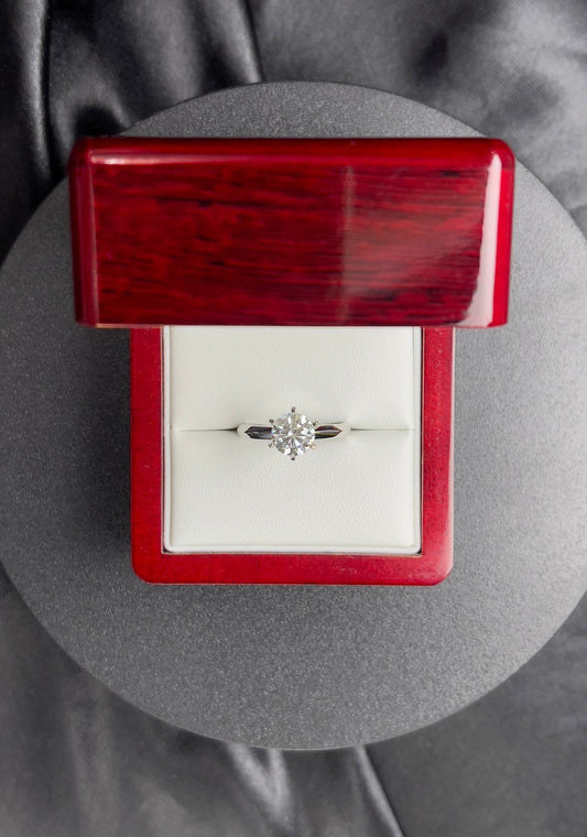Anillo Solitario Corte Redondo 1.56ct